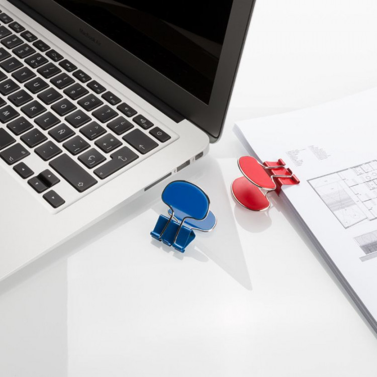 Штипка во боја со гумен дел