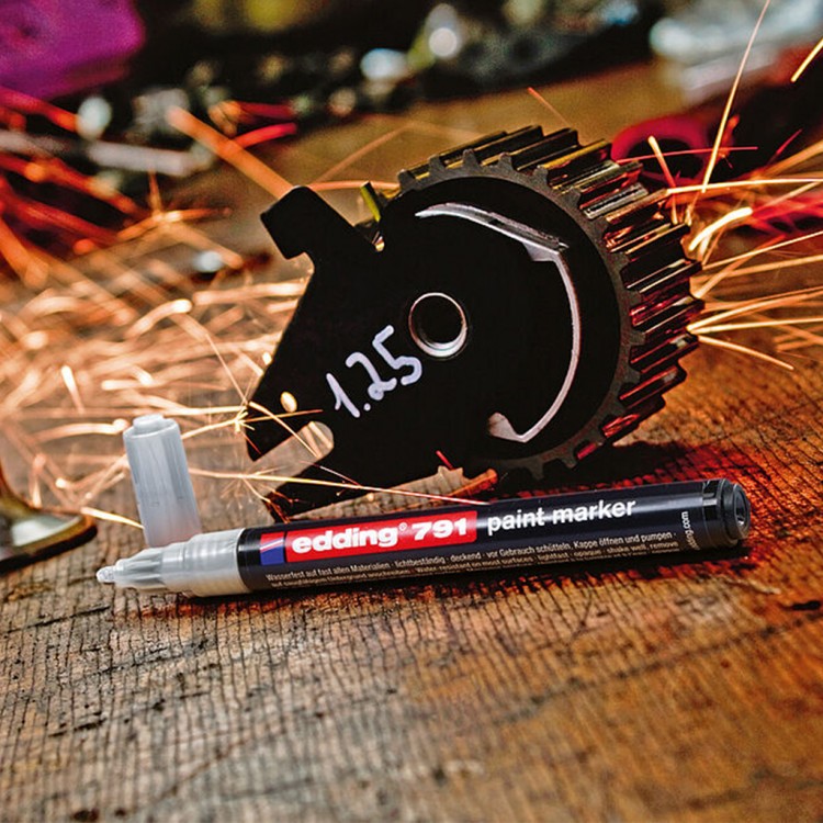 Маркер пеинт Edding 791