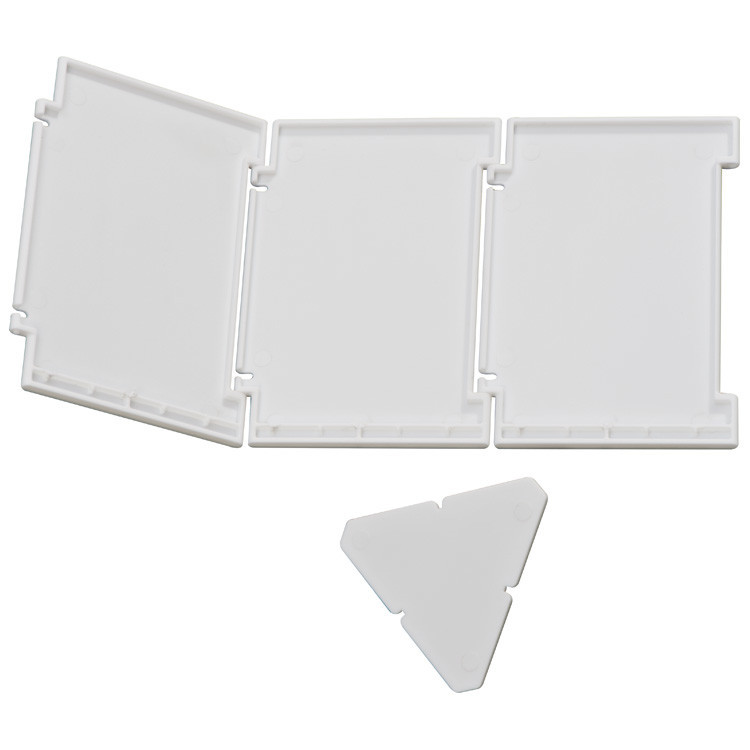 Чаша за пенкала, триаголна