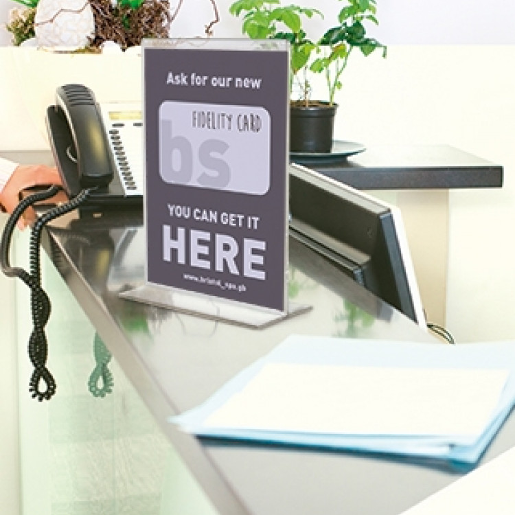 ПВЦ Држач А6 105 х 148мм вертикален