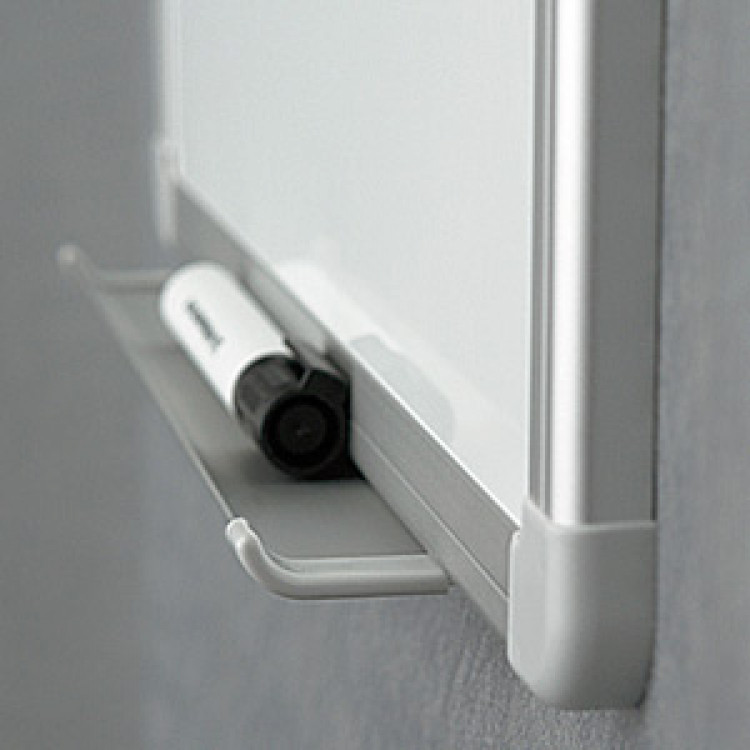 Бела табла магнетна 120х160см, алуминиум рамка