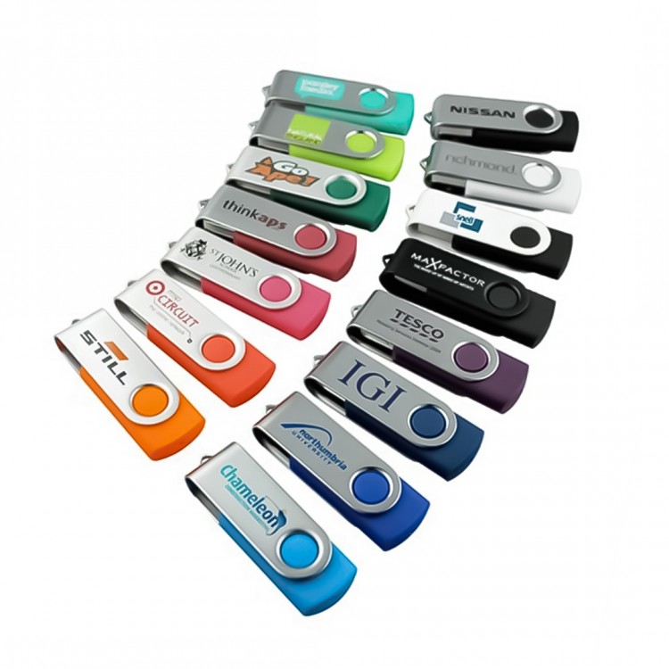 УСБ стик 32ГБ