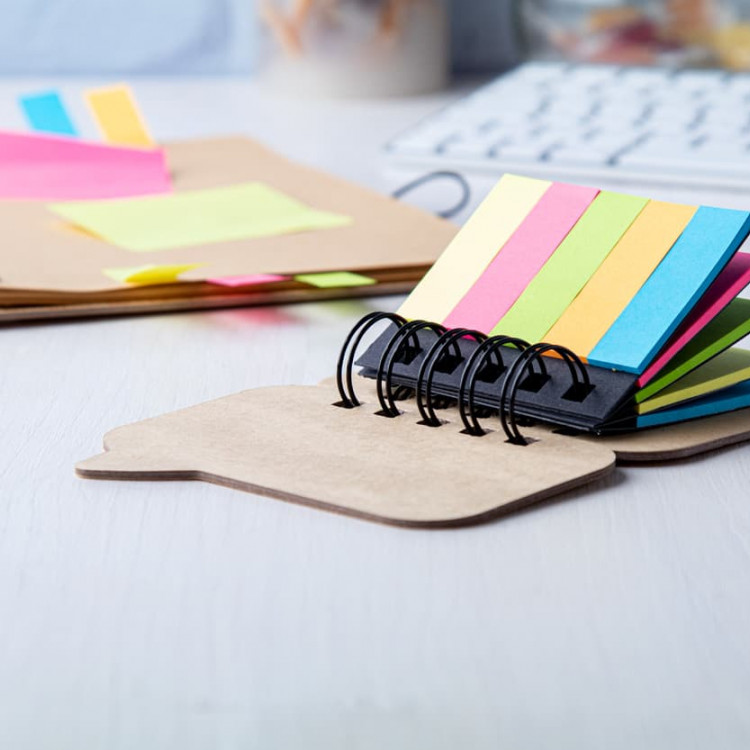 Еко сет со самолепливи ливчиња