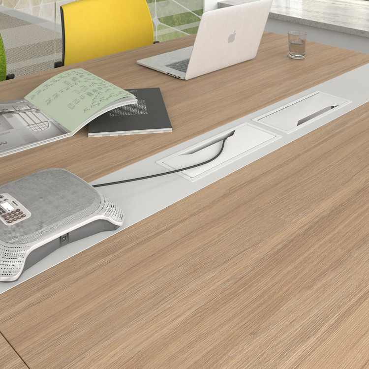 Капак со отвор за маса Nova U