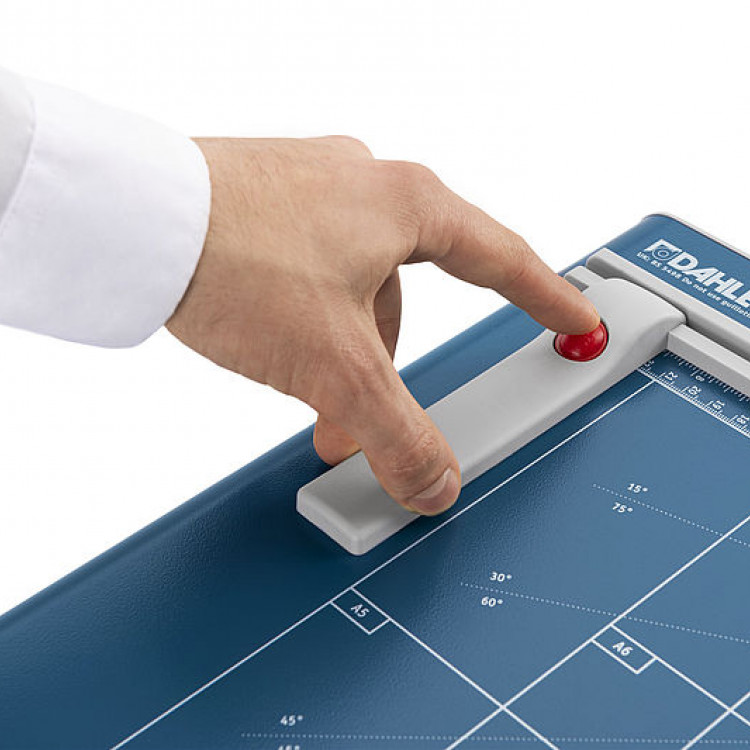 Нож гилотина А4 Dahle 533