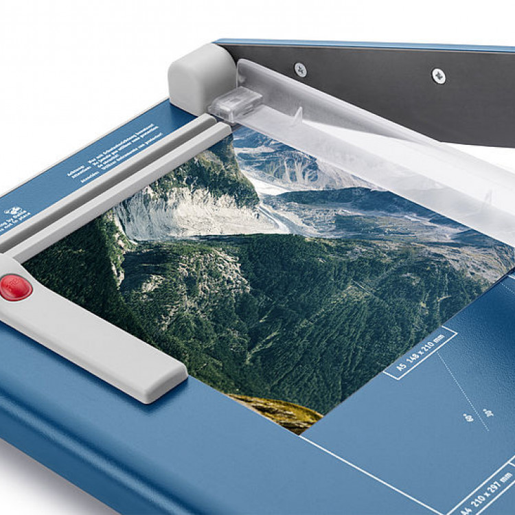 Нож гилотина А4 Dahle 533