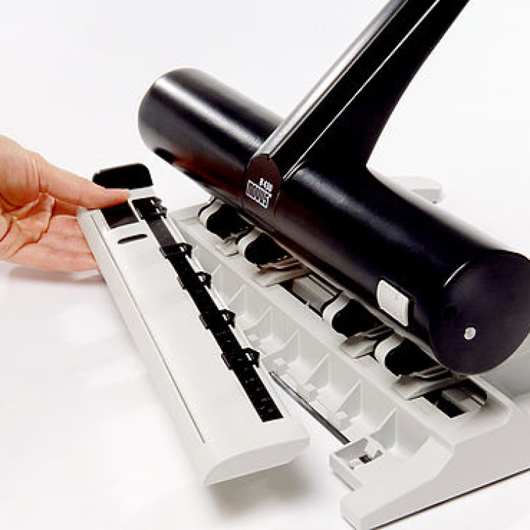 Дупчалка Novus B 430 со 4 ножиња променливи