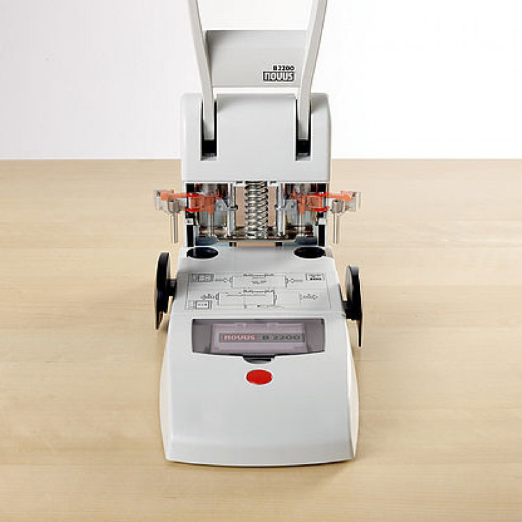 Дупчалка Novus B 2200 за 200 листа