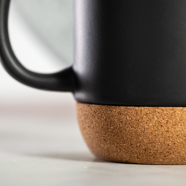 Еко чаша со плута 420мл керамичка