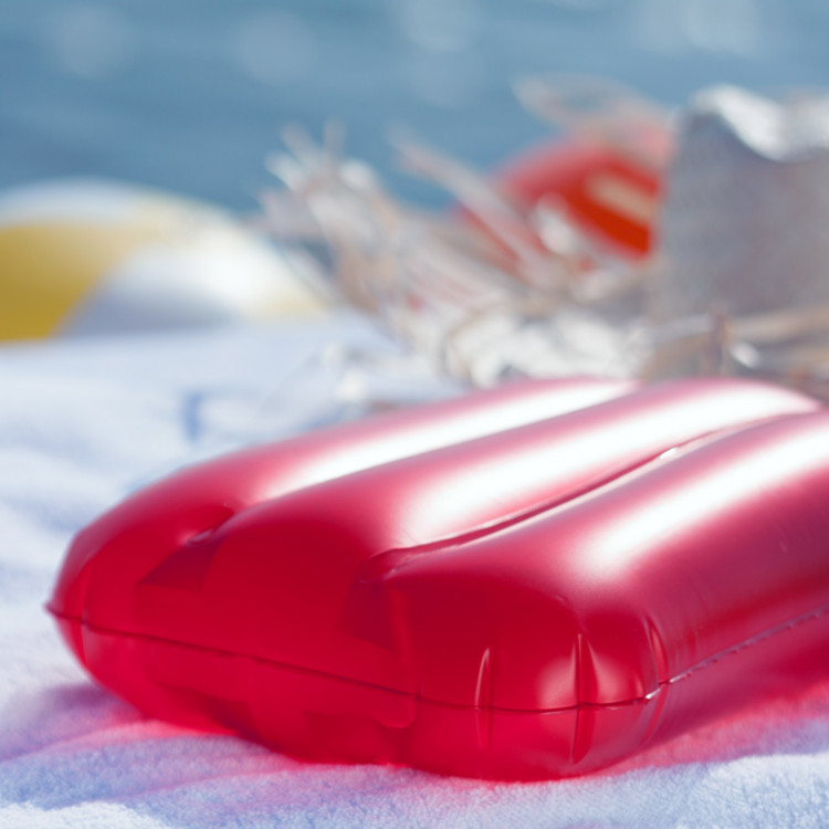 Перниче за на плажа