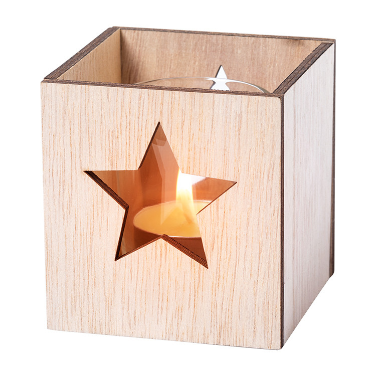 Свеќник дрвен