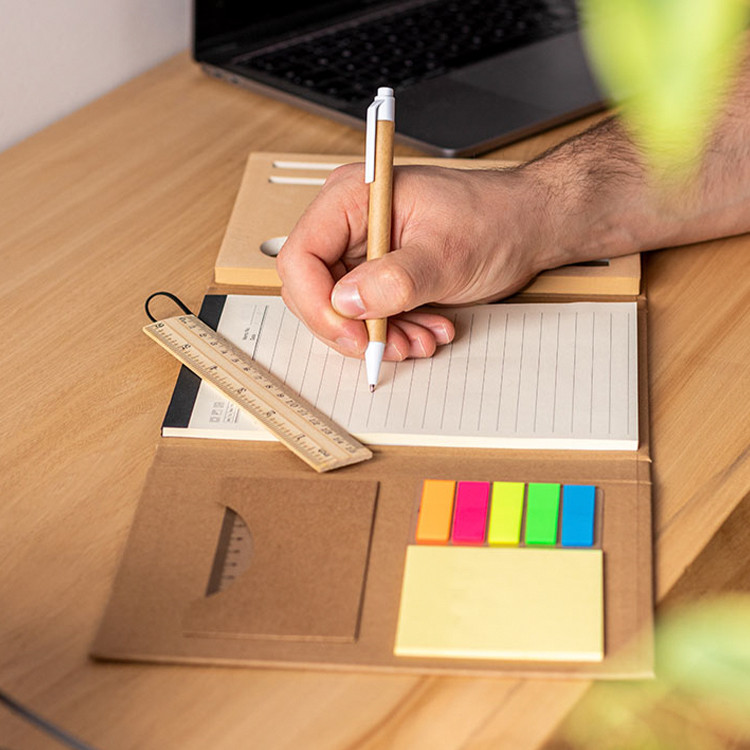 Еко сет со тефтер, со ливчиња и прибор за пишување