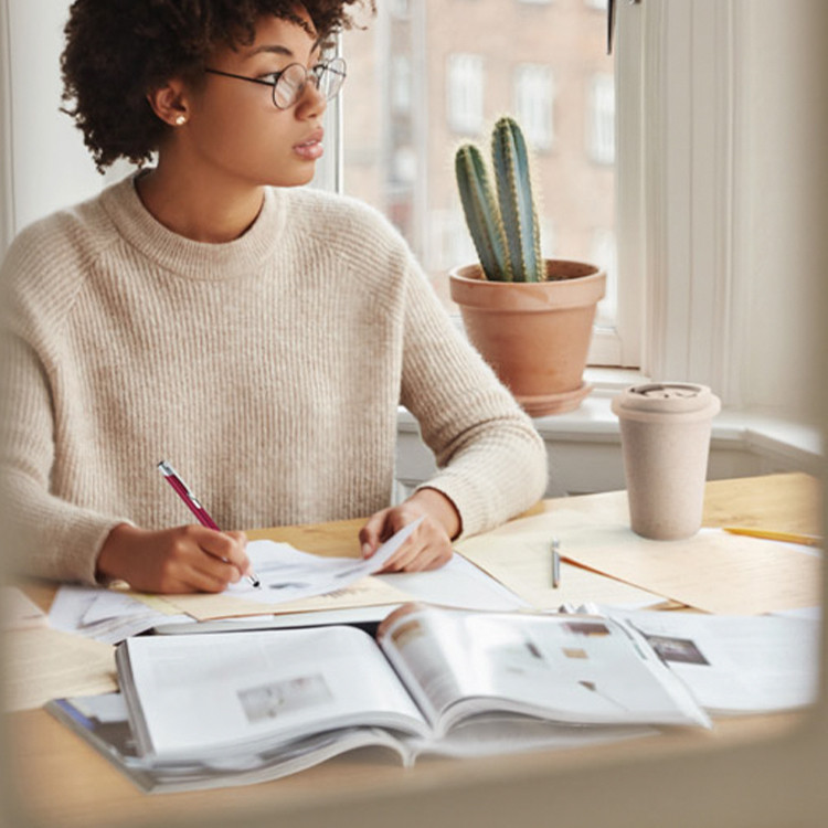 Пенкало Бета метално со тач