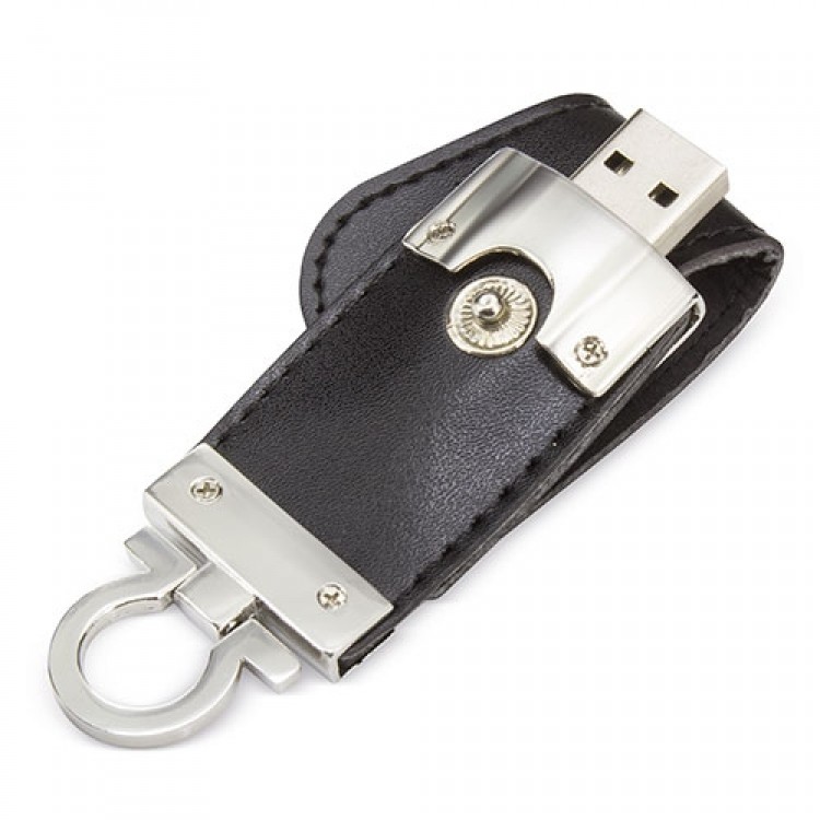 УСБ 8 GB со кутија