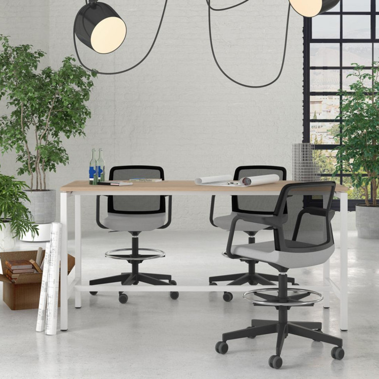 Висока маса Nova 160x70x90см со метал