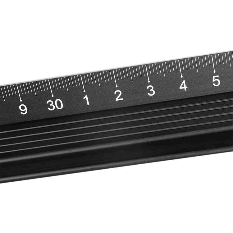 Линијар 45см алуминиумски за сечење Dahle