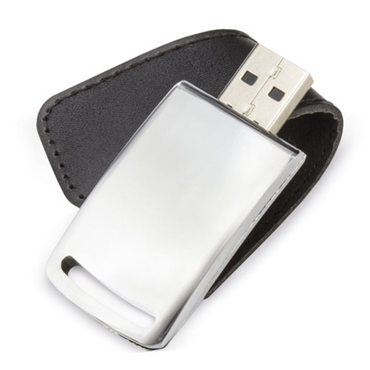 УСБ 64 GB со кутија