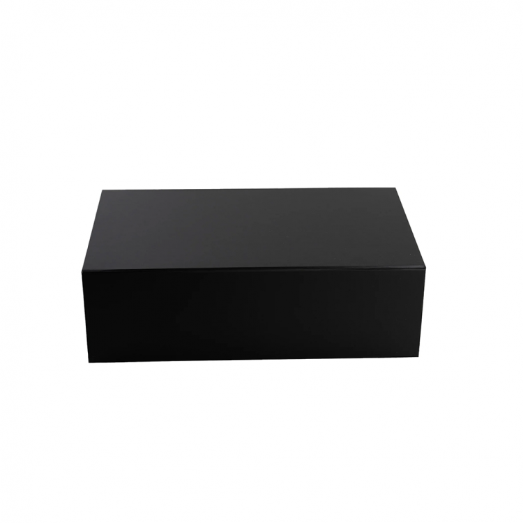 Кутија со магнет, 350х205х113мм