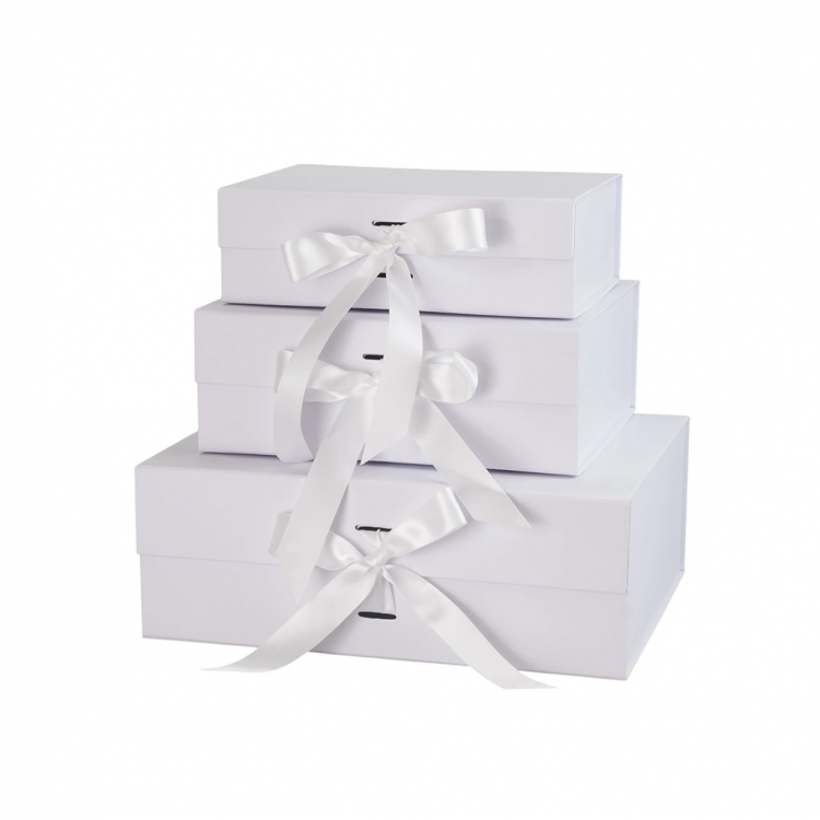 Кутија со магнет, 260х230х95мм