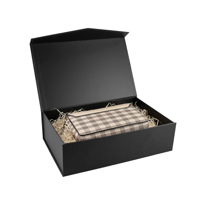 Кутија со магнет, 350х230х100мм