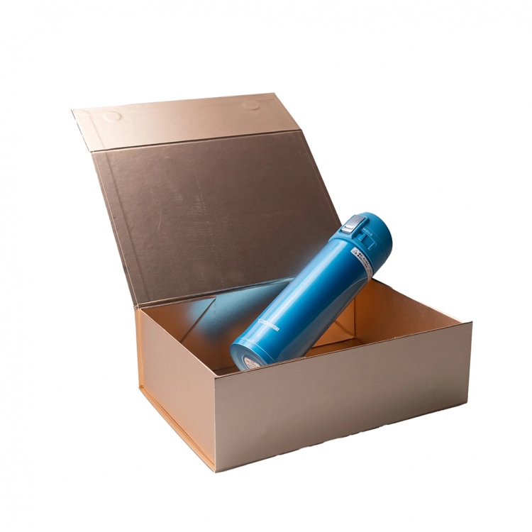 Кутија со магнет, 200х180х80мм