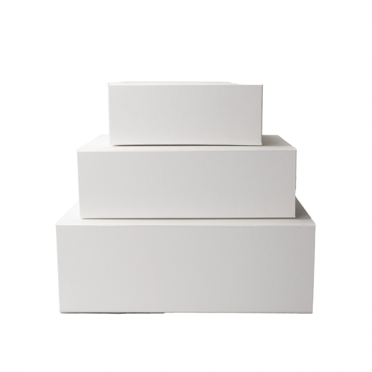 Кутија со магнет, 280х200х90мм