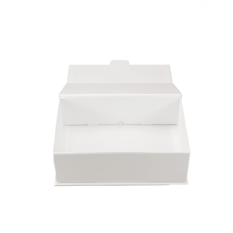 Кутија со магнет, 310х210х100мм