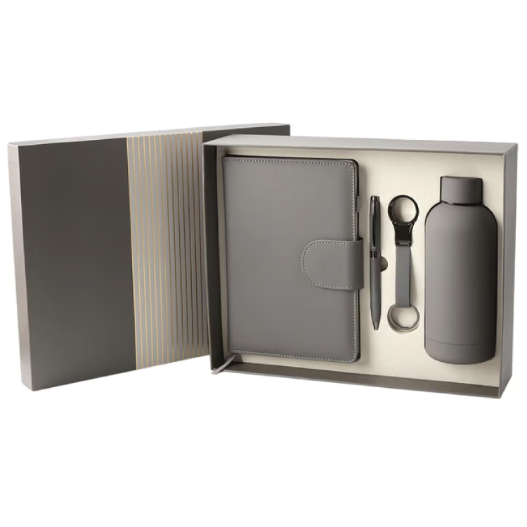 Даровен сет, тефтер, шише, пенкало, привезок